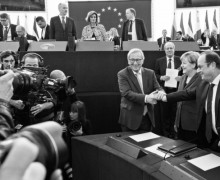 Merkelova a Hollande 750