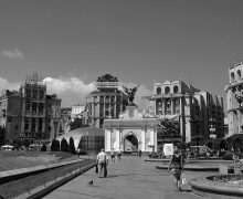1280px-Maidan_Nezalezhnosti4-001