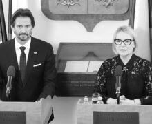 Oficiální přijetí místopředsedy vlády a MO SR pana Roberta Kal
tisková konference
MO ČR Jana Černochová
MO SR Robert Kaliňák
Photo by Jan Schejbal
www.jan-schejbal.cz